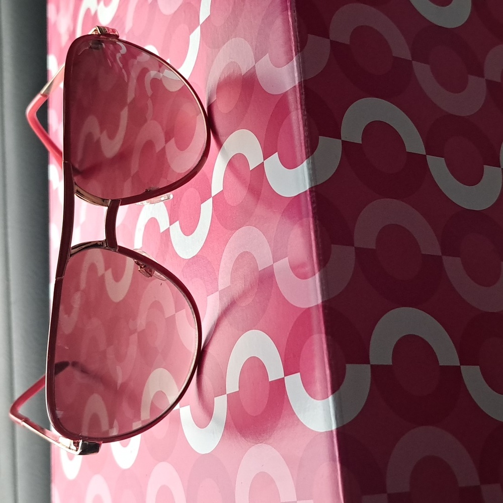 Vince Camuto Sunglasses